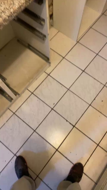 magicman5  09-11-2021 video kissing